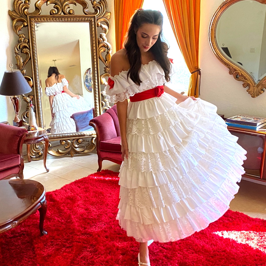 Scarlett O'hara Gone With The Wind White Ball Gown